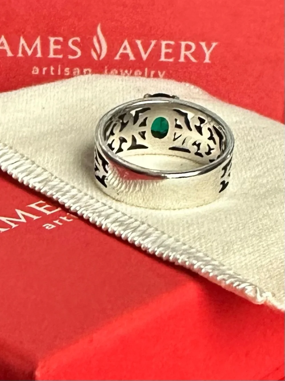 James Avery Emerald Adoree ring size 8